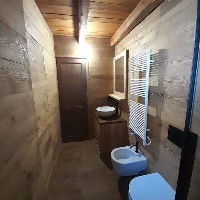 11 Boiserie bagno