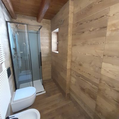 12 Boiserie bagno